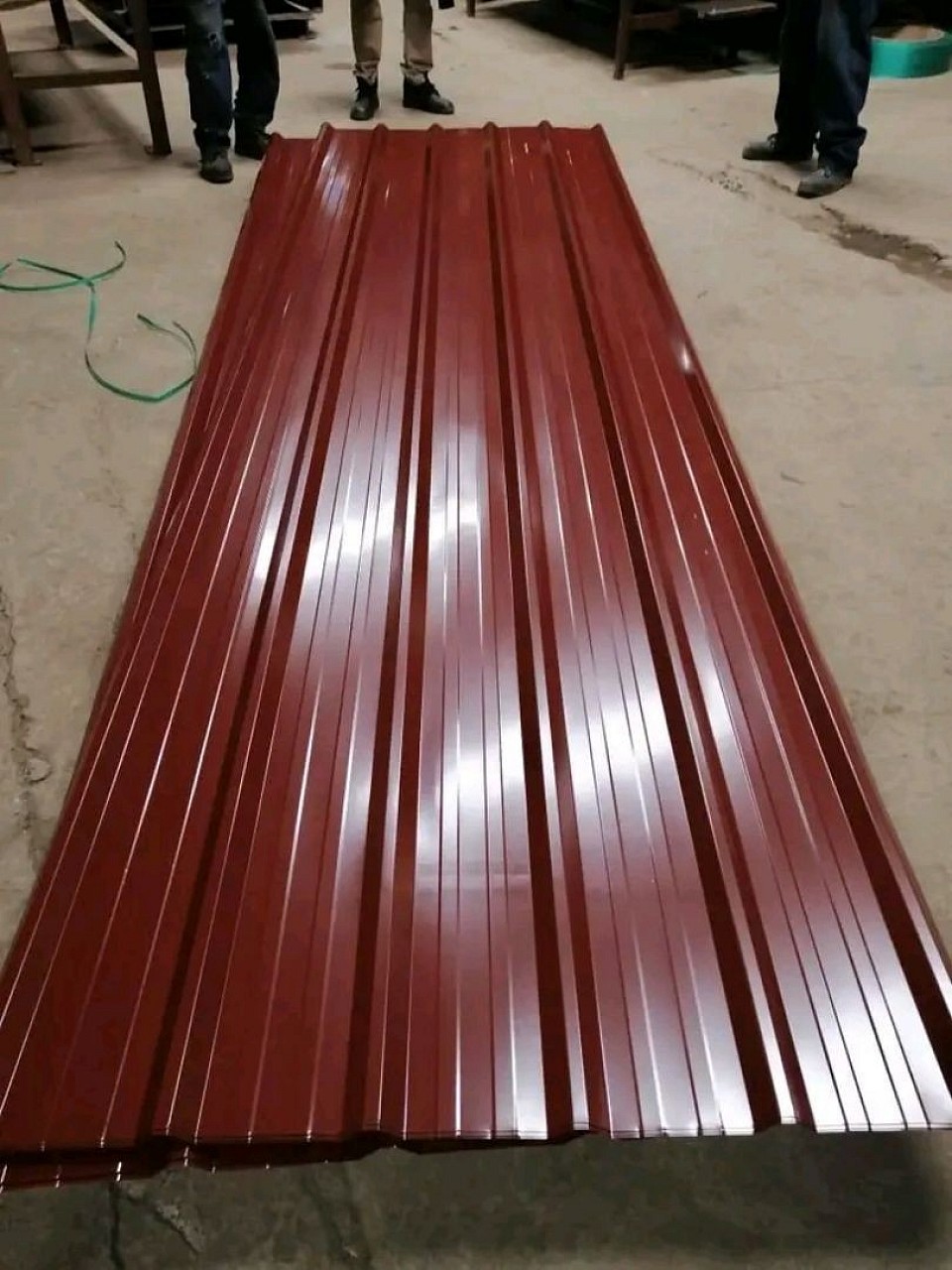 BOX PROFILE MABATI GLOSSY MATTE G28 (@ksh 520/- per meter) ◾2m - ksh 1,040/- ◾2.5m - ksh 1,300/- ◾3m - ksh 1,650/-